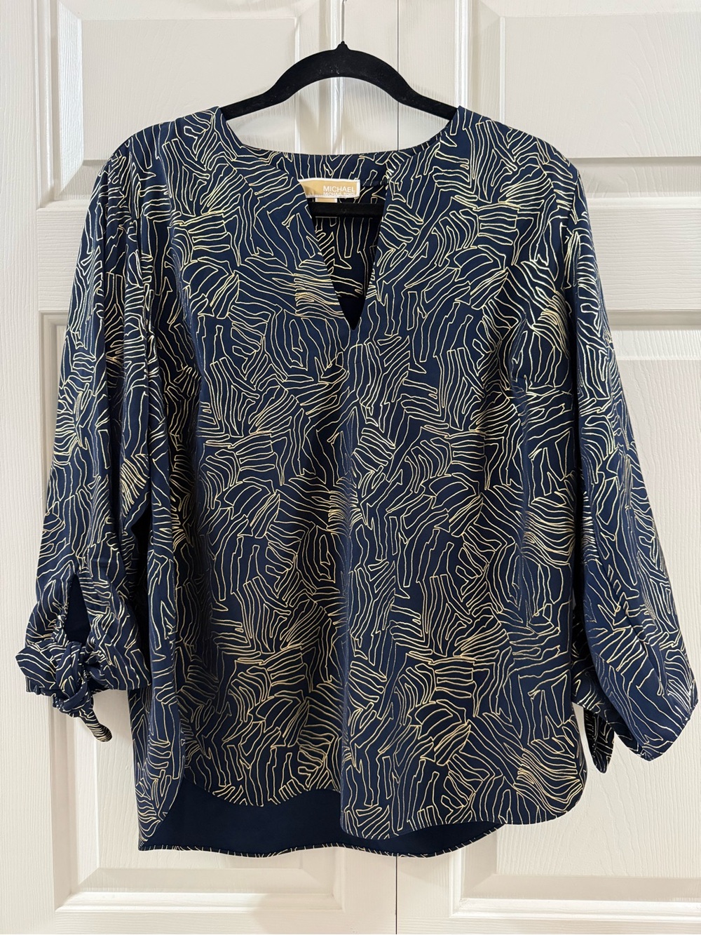Michael Kors Navy Gold Metallic Print Blouse L Split Neck Tie Sleeve Top